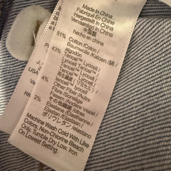 Madewell High Rise Denim Shorts Light Wash Patch Pockets Size 26 - Picture 4 of 8